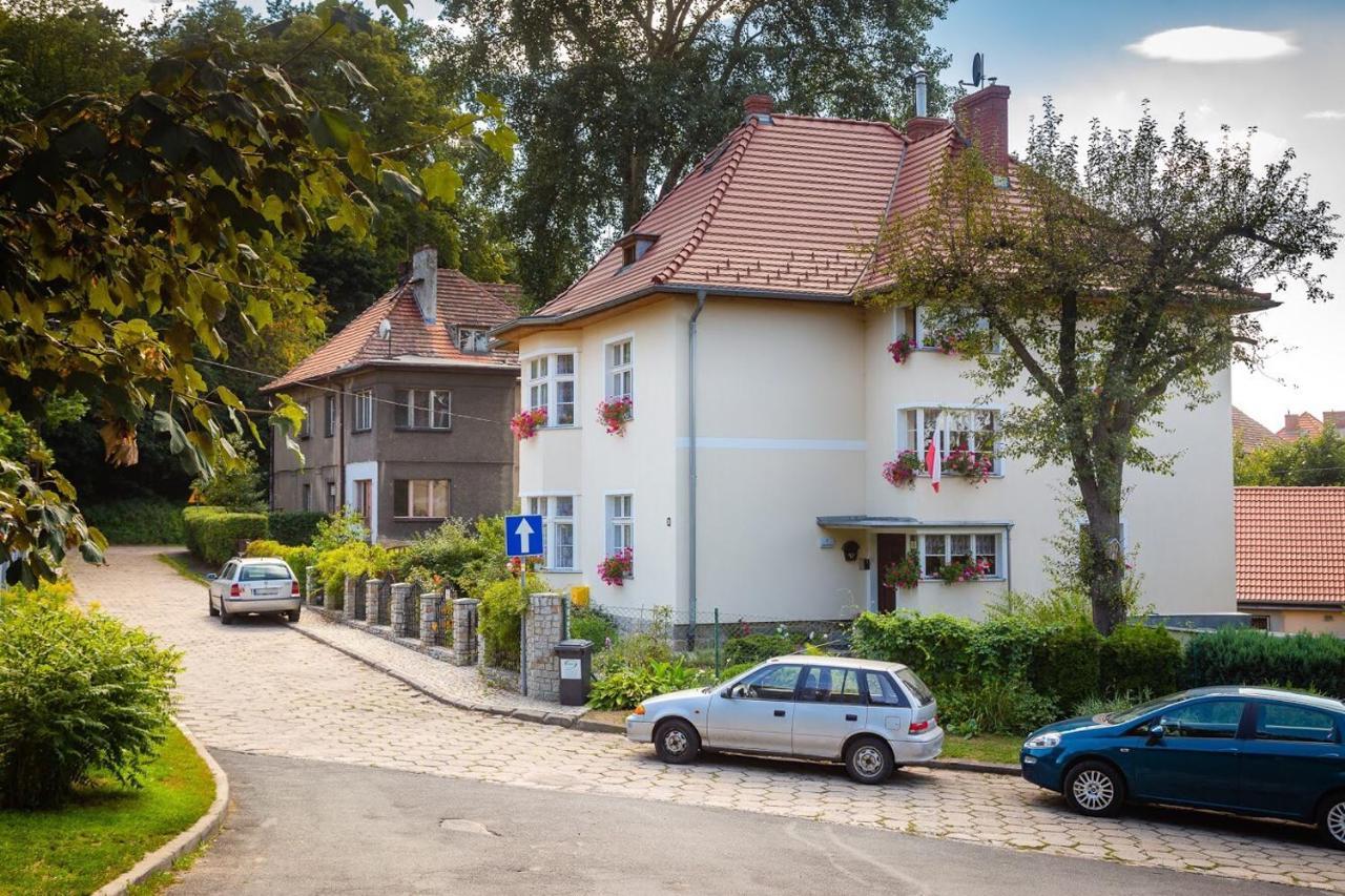 Dom Pod Rybia Skala Apartment Jelenia Góra Екстериор снимка