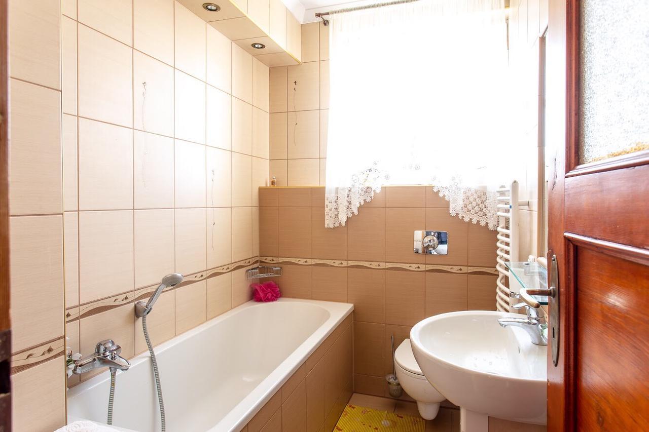 Dom Pod Rybia Skala Apartment Jelenia Góra Екстериор снимка