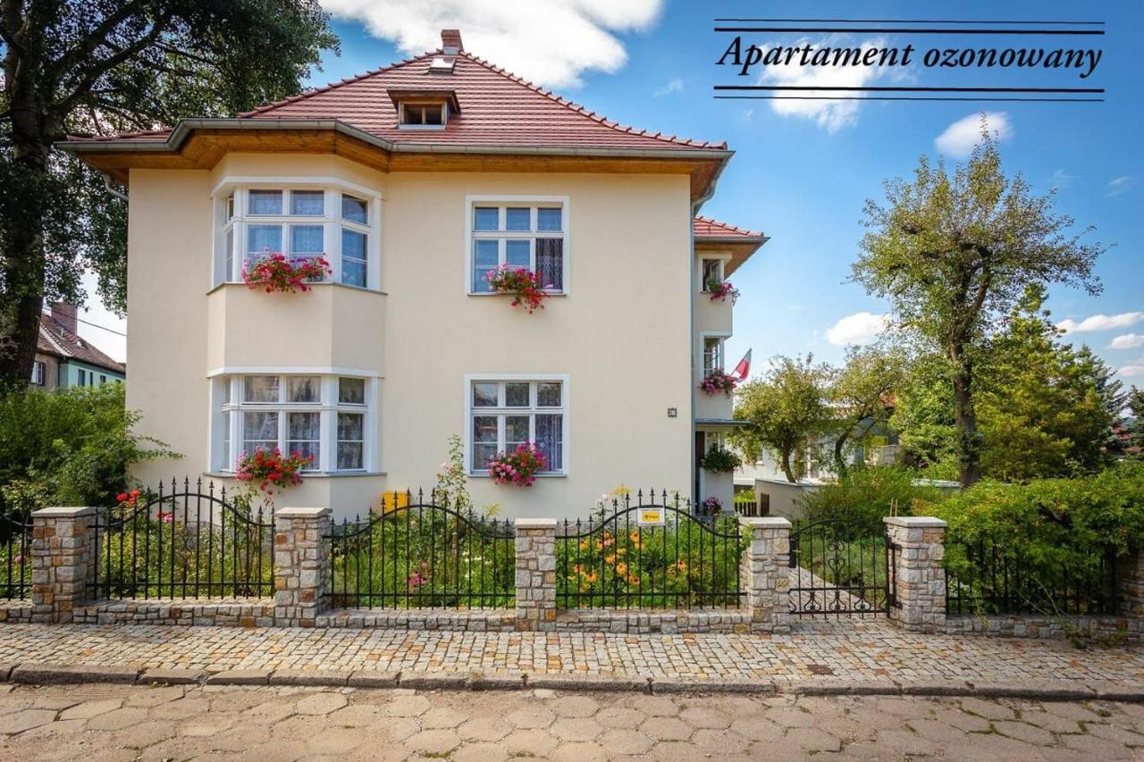 Dom Pod Rybia Skala Apartment Jelenia Góra Екстериор снимка